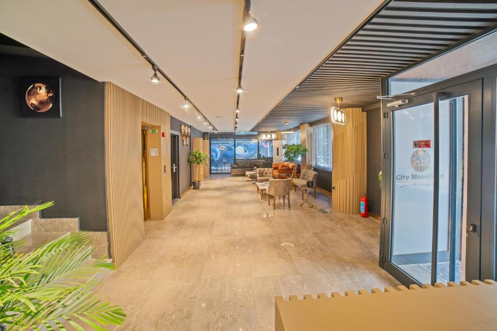 لابی و فضای عمومی City Moonlight Apart Hotel - تصویر ۵