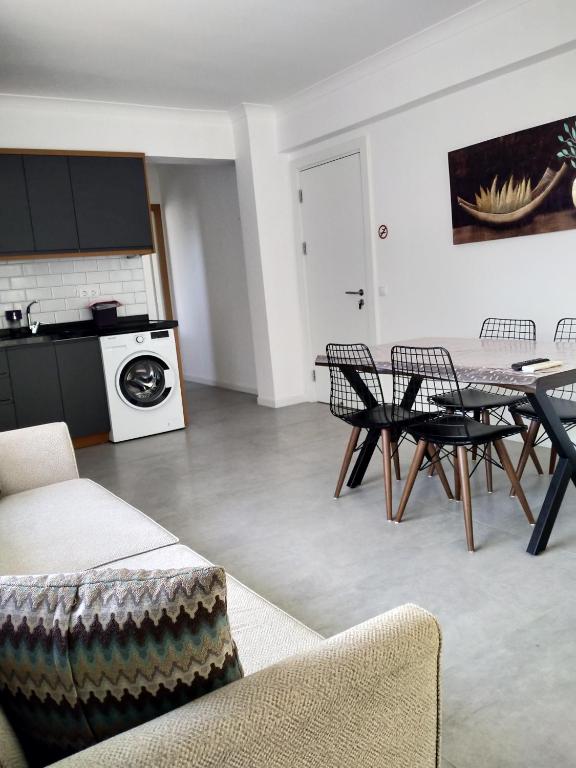 Kuchyň nebo kuchyňský kout v ubytování AdaHan Family Rooms Gocek