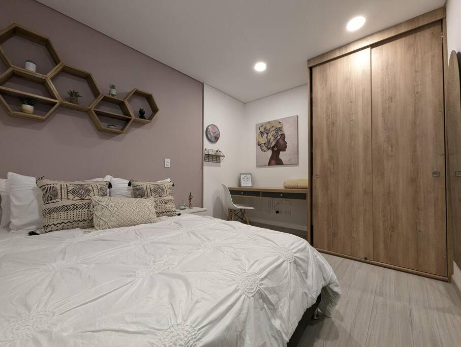 SUITE EN LA ZONA MAS CENTRICA DE LA CIUDAD!, Bogotá (precios ...