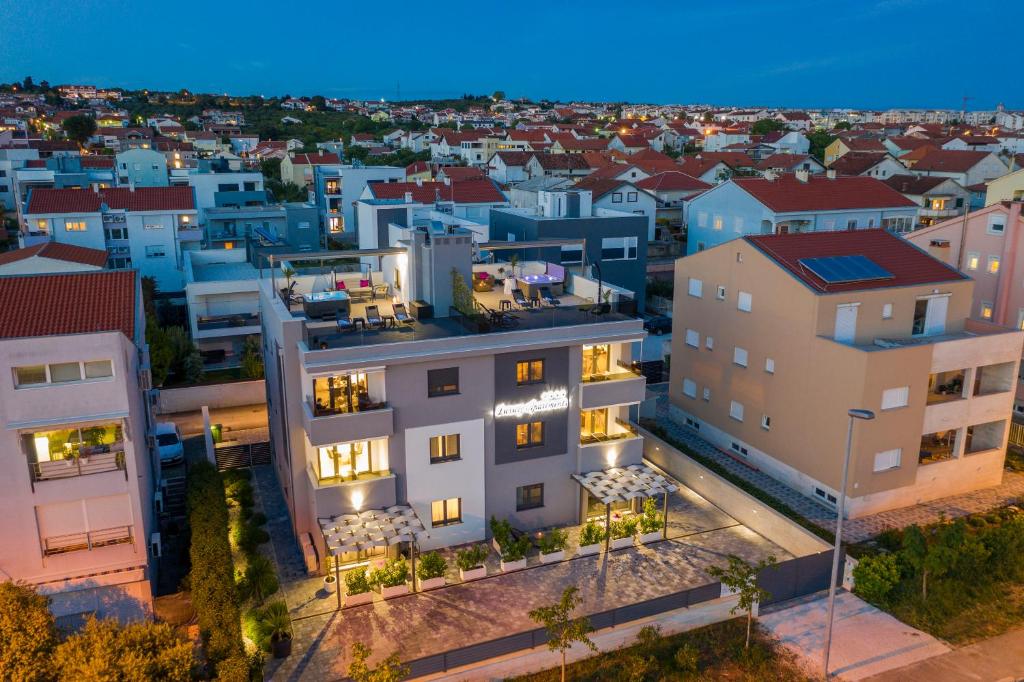 Budova, v ktorej sa apartmán nachádza