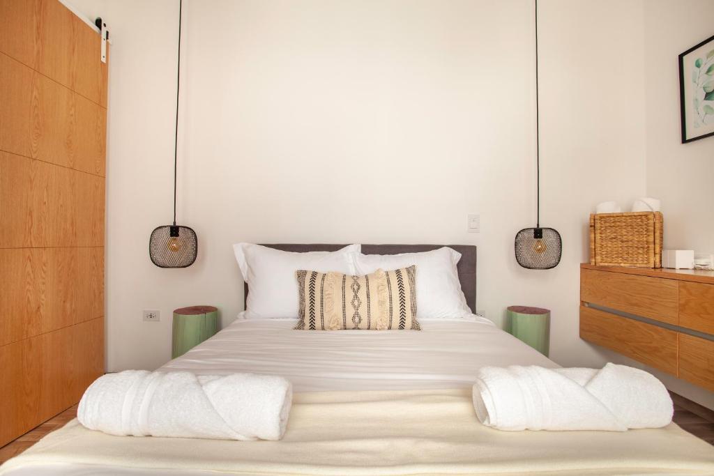 Bright & sweet unit in the heart of Polanco. photo