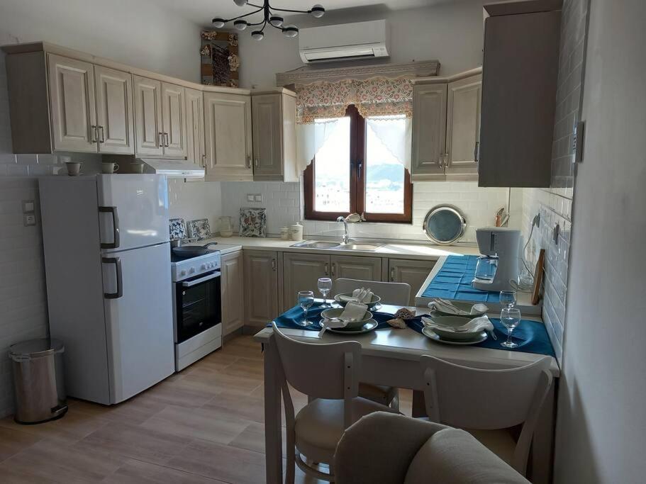 Kuchyň nebo kuchyňský kout v ubytování Annissa Appartment
