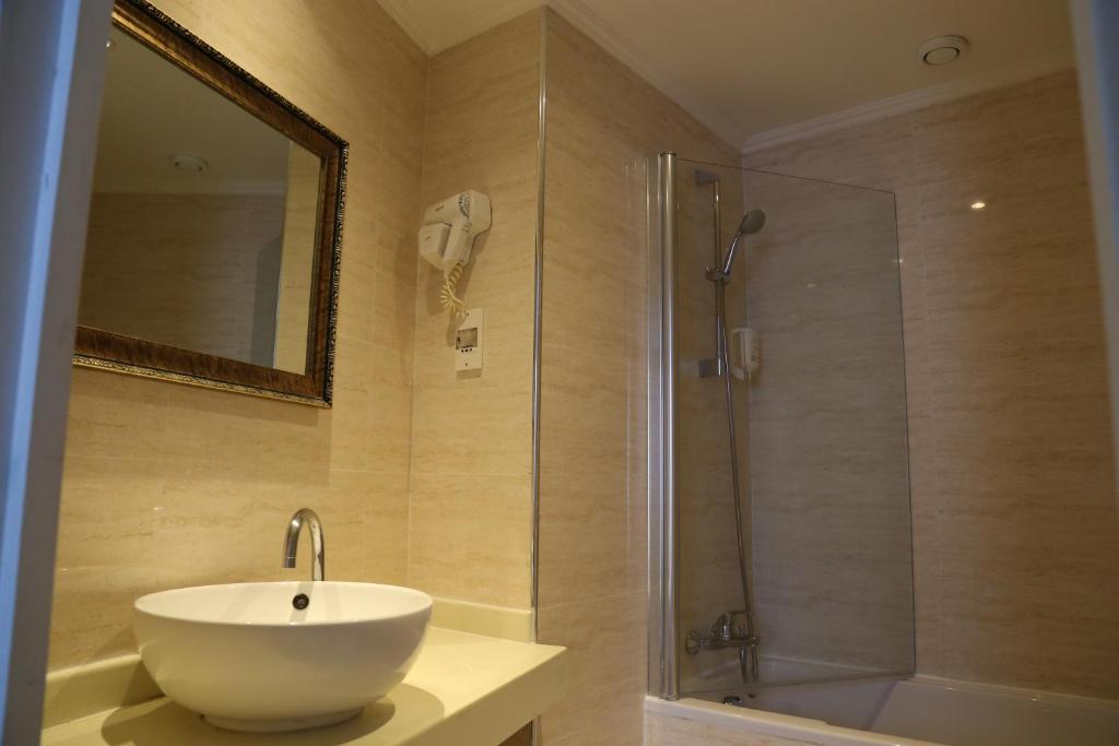 Koupelna v ubytování Hôtel Princesse Isabelle