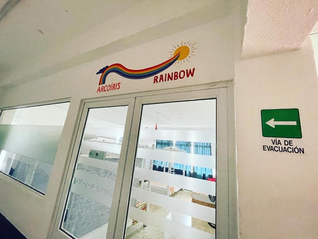 Certifikát, hodnocení, plakát nebo jiný dokument vystavený v ubytování Vive Alegria Hostel