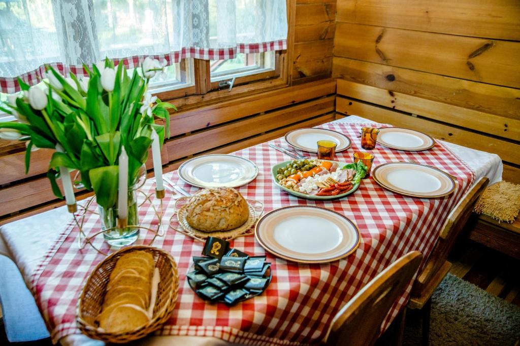 Fotografia z galérie ubytovania In The Woods - Chata w lesie na wyłączność v destinácii Supraśl