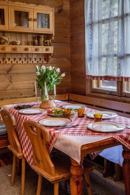 Fotografia z galérie ubytovania In The Woods - Chata w lesie na wyłączność v destinácii Supraśl