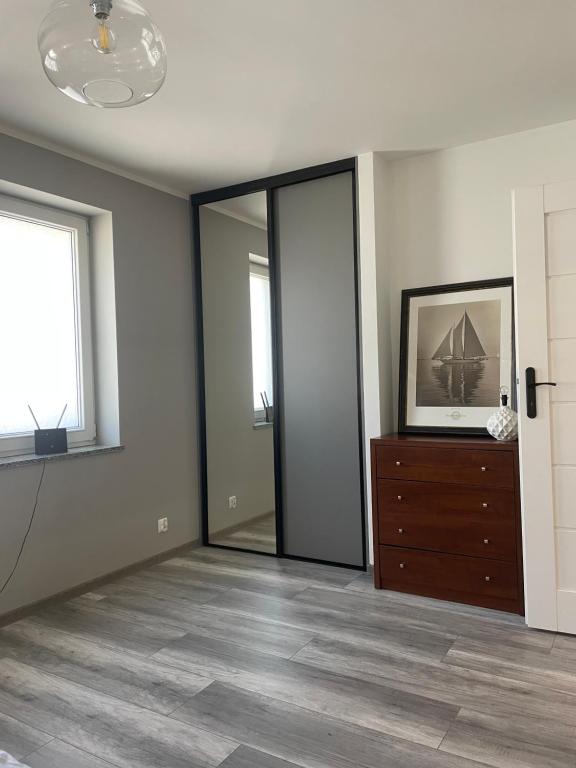 Fotografia z galérie ubytovania Uroczy apartament w ścisłym centrum Giżycka v destinácii Giżycko