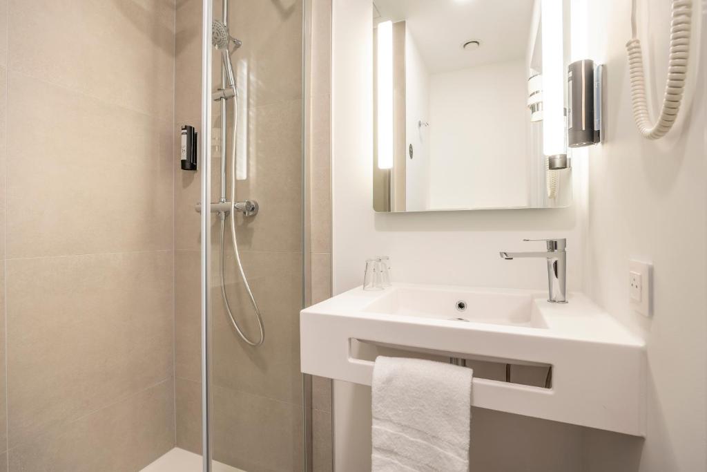 Koupelna v ubytování B&B HOTEL Namur