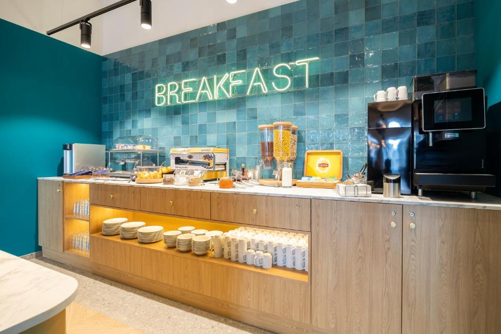 Možnosti snídaně pro hosty v ubytování B&B HOTEL Namur