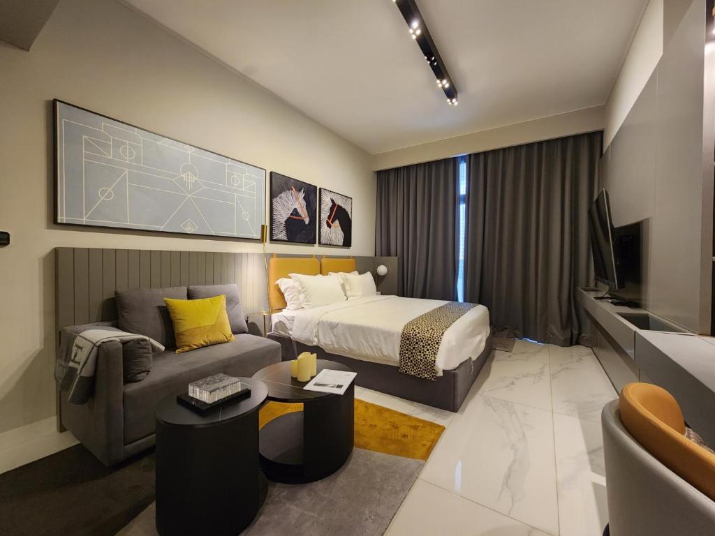 MAG318 Business Bay, Dubai (updated prices 2024)