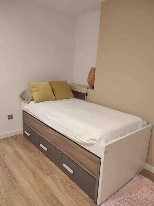 Postel nebo postele na pokoji v ubytování Precioso apartamento recién reformado