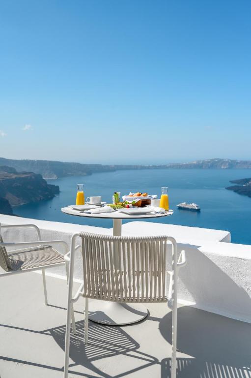 Iconic Santorini, a Boutique Cave Hotel by Sandglass - 12