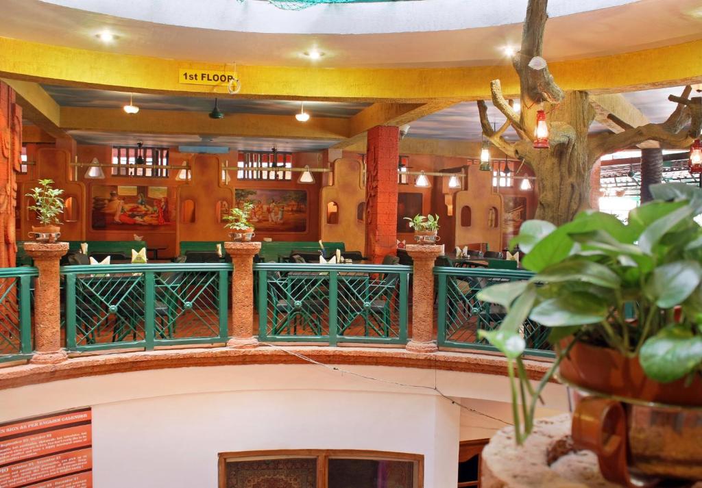 Restaurace v ubytování Parklane Hotel