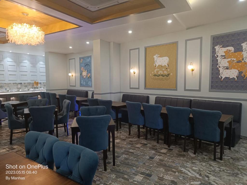 Posezení v ubytování Tulip Tree Hotel