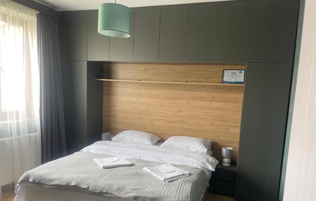 Llit o llits en una habitació de Paradise Inn Kazbegi