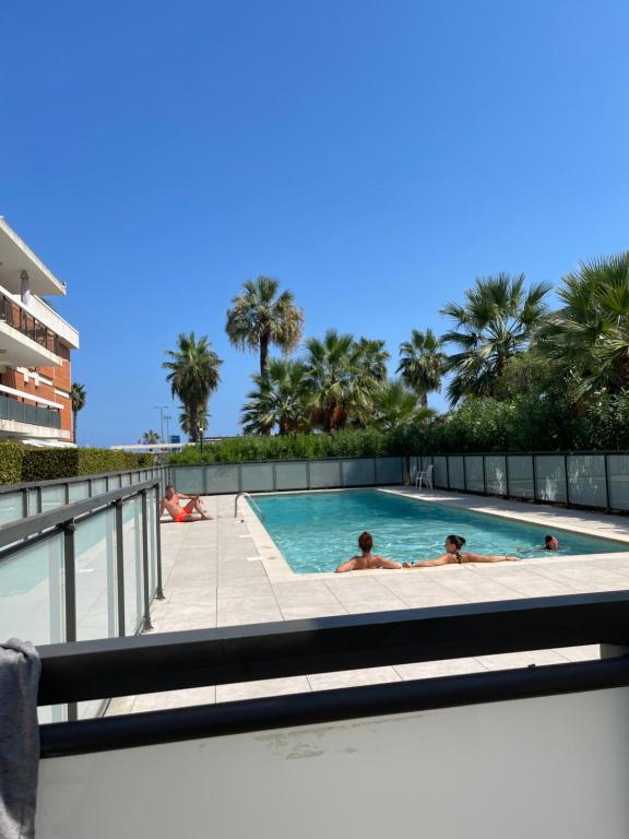 VILLENEUVE LOUBET PLAGE Entre NICE et CANNES, VilleneuveLoubet