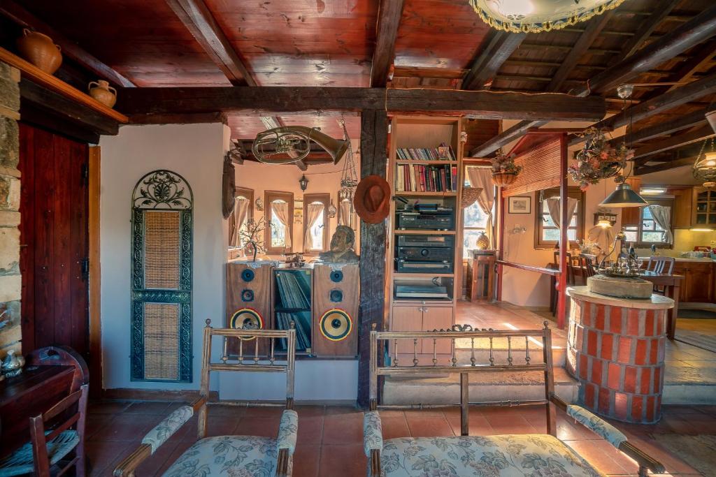 Kuchyň nebo kuchyňský kout v ubytování Rustic Retreat