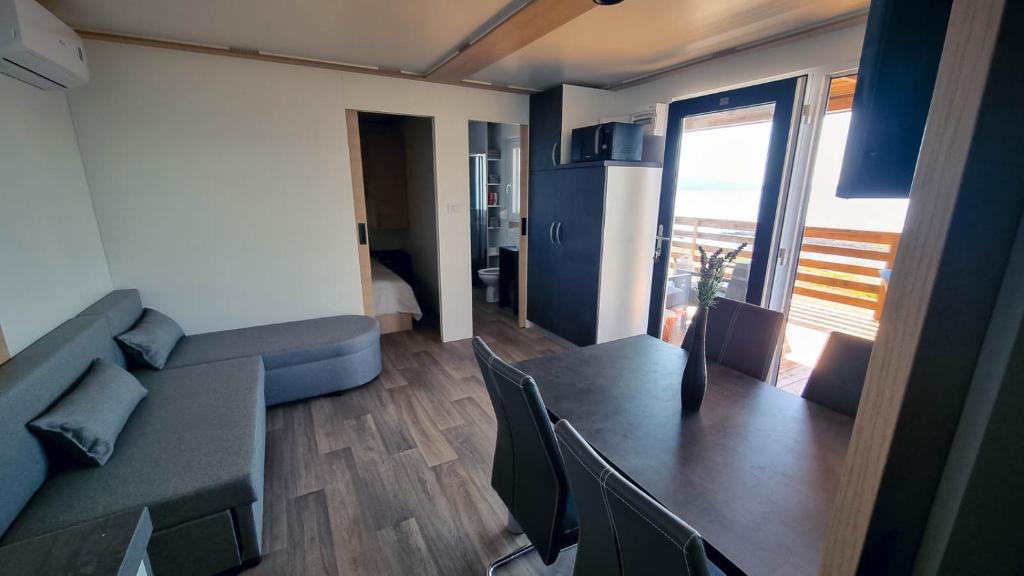Posezení v ubytování Luxury Mobile Homes - Adria Superior