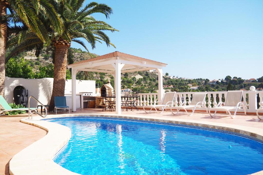 Frente a la bahía villa con piscina privada y bbq, Calpe ...