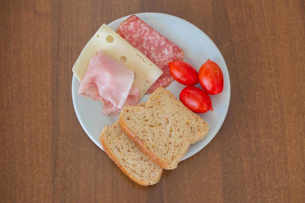 Jídlo v hotelu nebo okolí