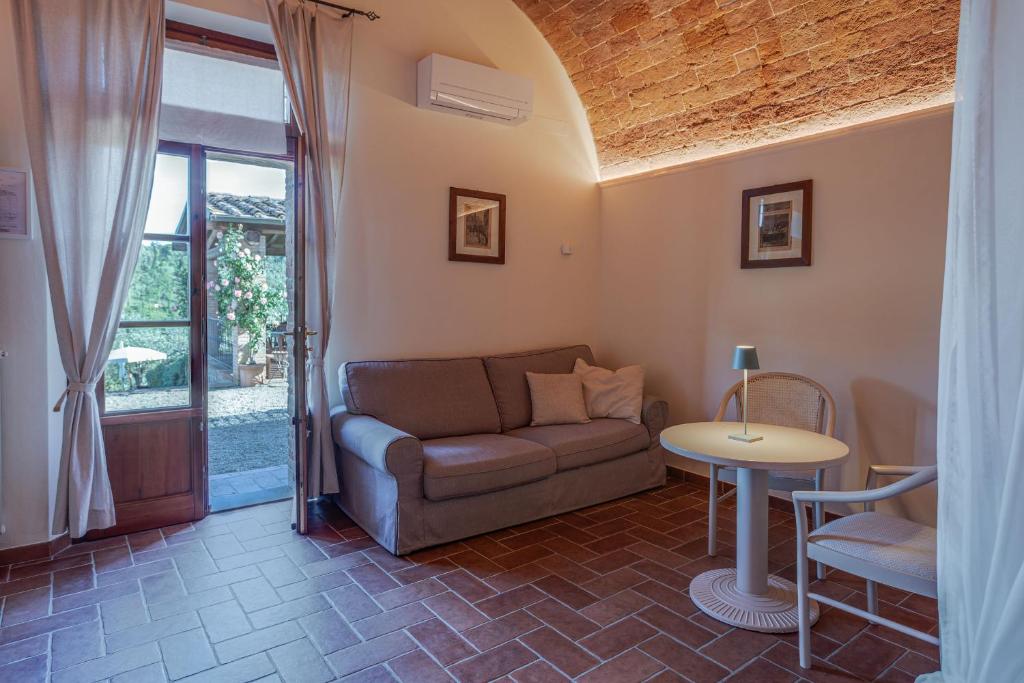 Fattoria Fibbiano - Double Room - Ground Floor