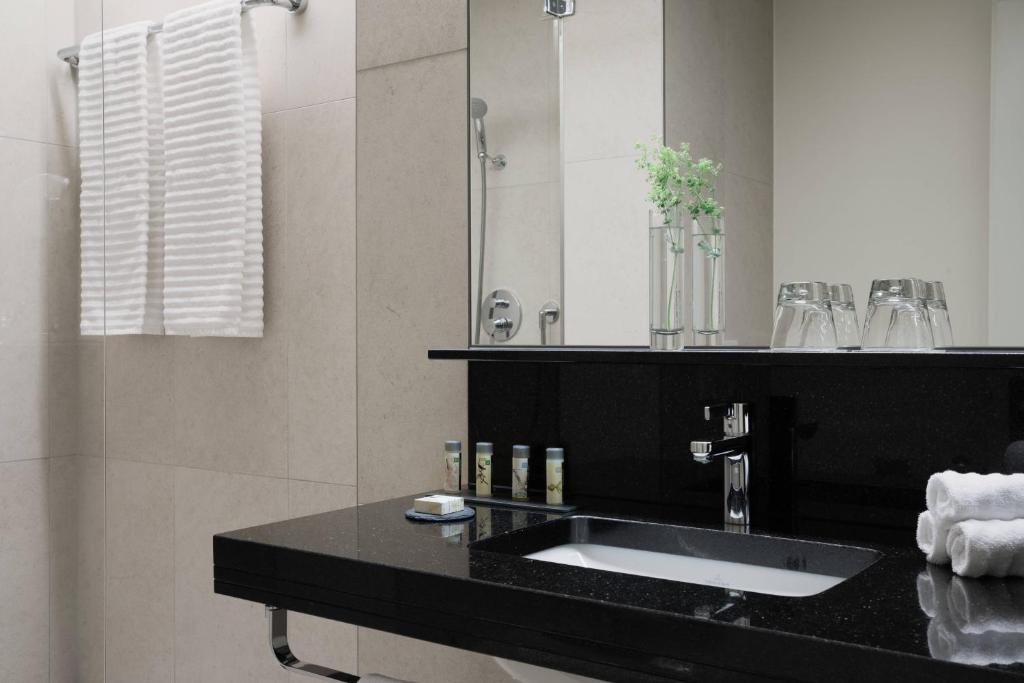 Renaissance Lucerne Hotel - Resim 27