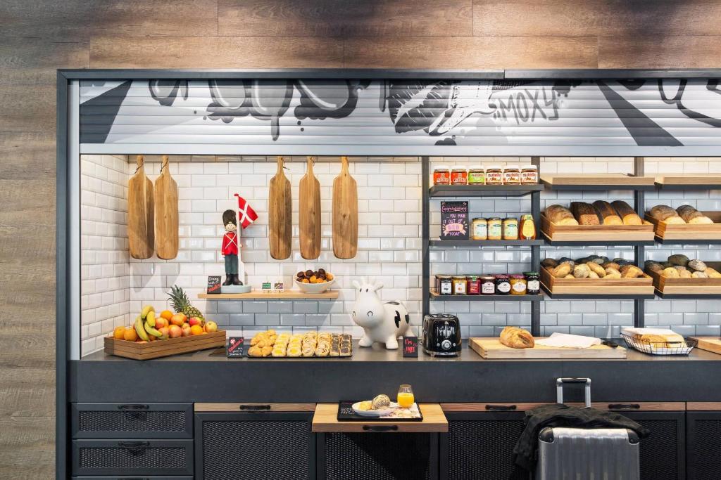 Moxy Copenhagen Sydhavnen - Resim 37