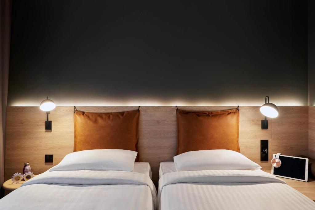 
Moxy Twin Sleeper, Guest room, 2 Twin/Single Bed(s)
