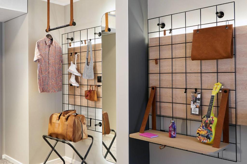 Moxy Edinburgh Fountainbridge - Resim 27