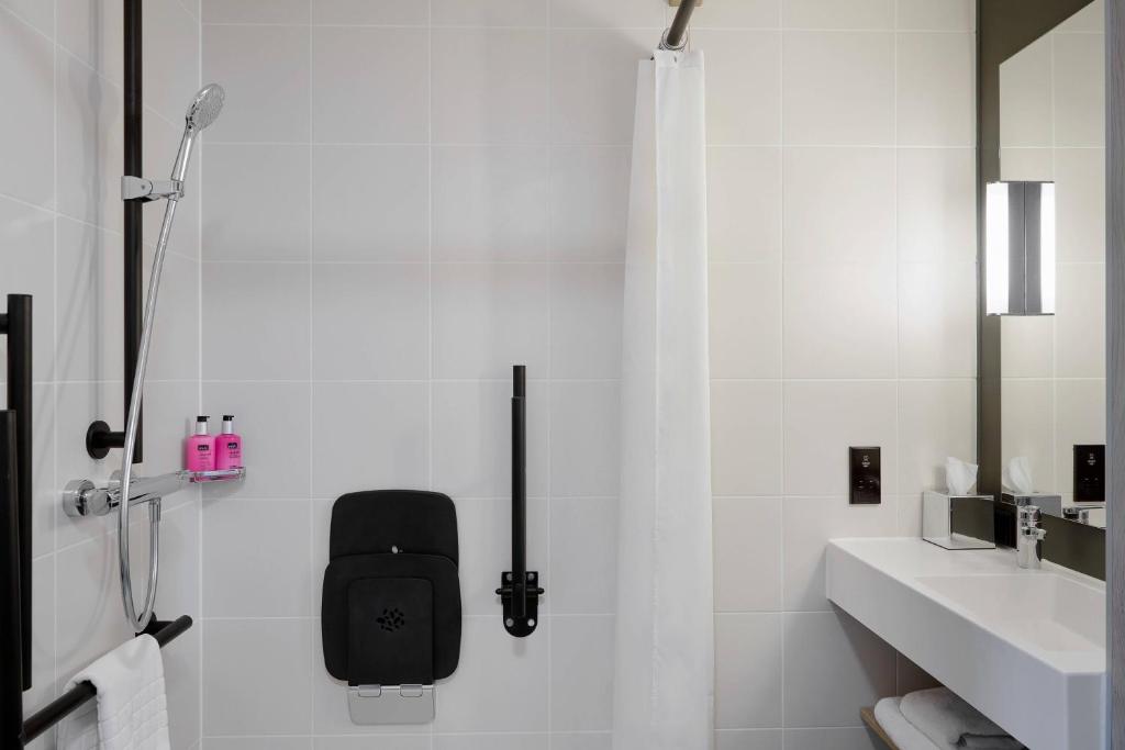 Moxy Edinburgh Fountainbridge - Resim 28