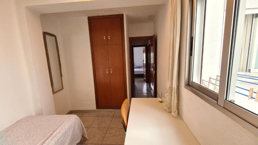 Rooms on Malvarrosa beach, Valencia – Updated 2023 Prices