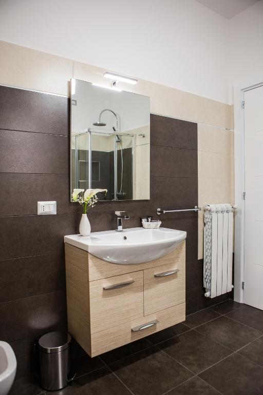 A bathroom at B&B ARFE'