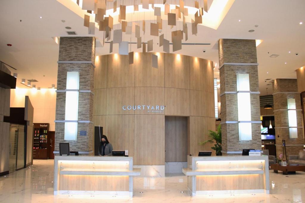 Vstupní hala nebo recepce v ubytování Courtyard by Marriott Guayaquil