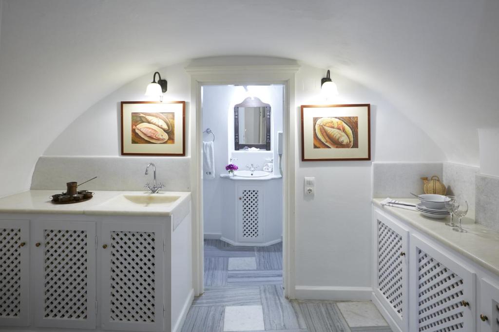 Fotografie z fotogalerie ubytování Cori Rigas Suites ve Fiře