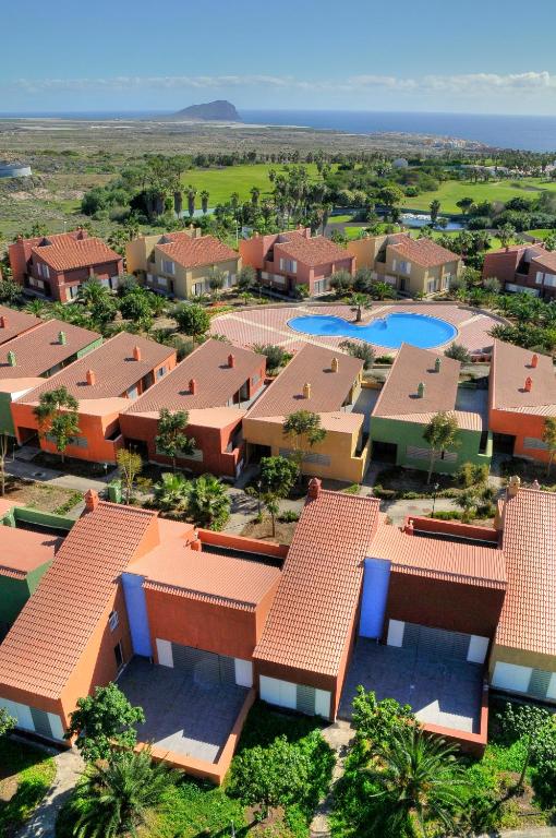 an aerial view of a resort at Adosado La Guancha in San Miguel de Abona