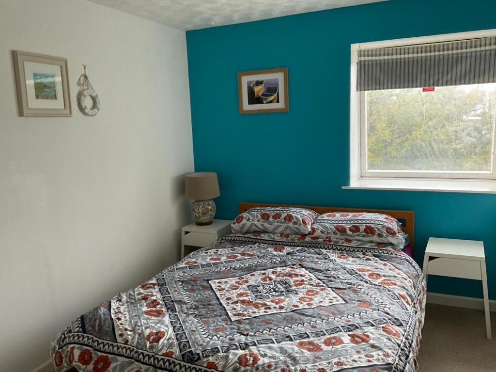 Postel nebo postele na pokoji v ubytování Blue Room Hostel Newquay