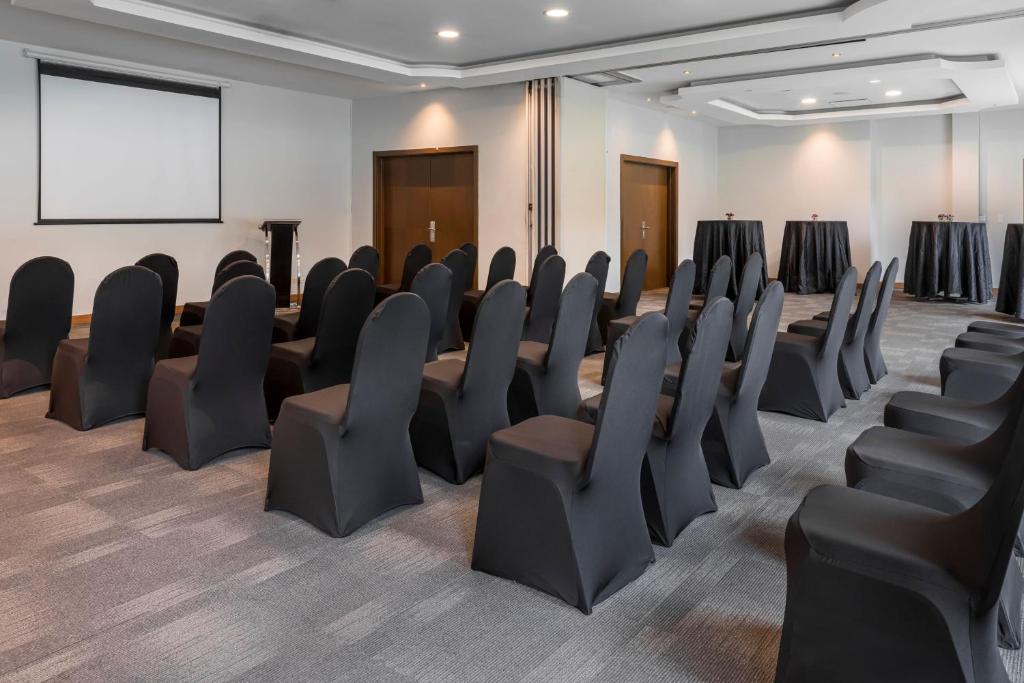 Konferenční prostory v ubytování Marriott Executive Apartments Panama City, Finisterre