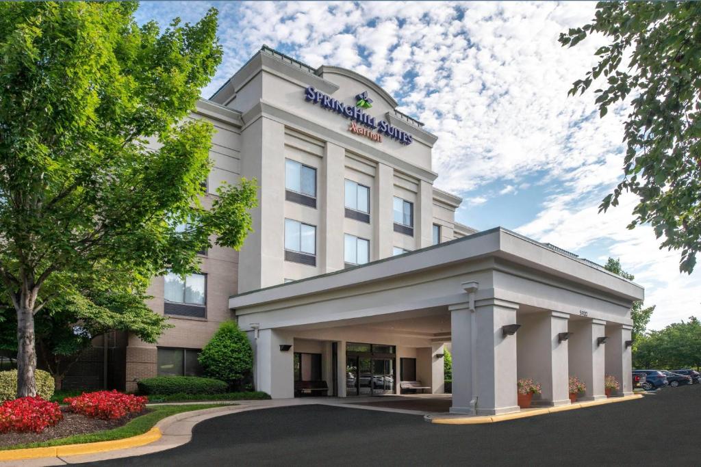a rendering of the front of a hotel at SpringHill Suites Centreville Chantilly in Centreville