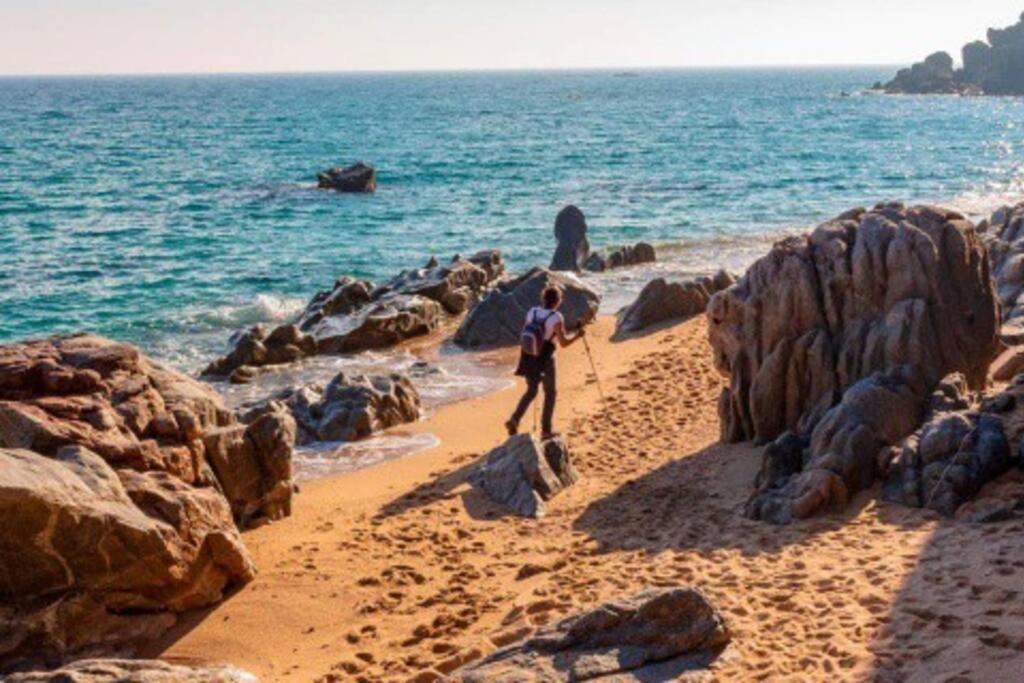 Fotografie z fotogalerie ubytování Seaview Tiny House 1 km nach Platja d'Aro und Stränden v destinaci Calonge