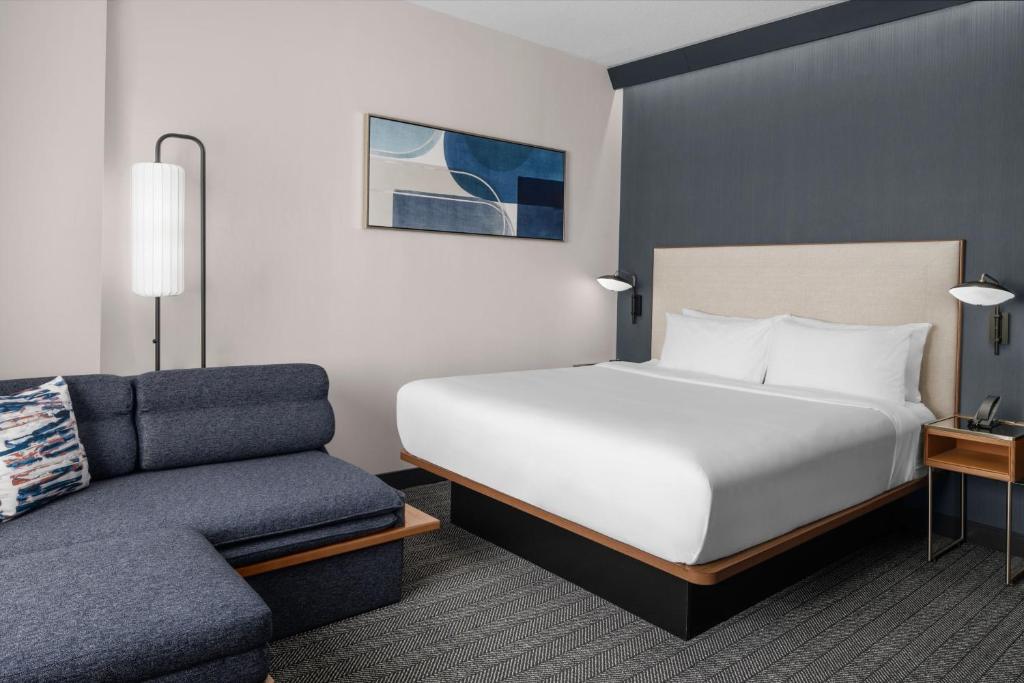 Courtyard by Marriott Calgary Downtown - Resim 10