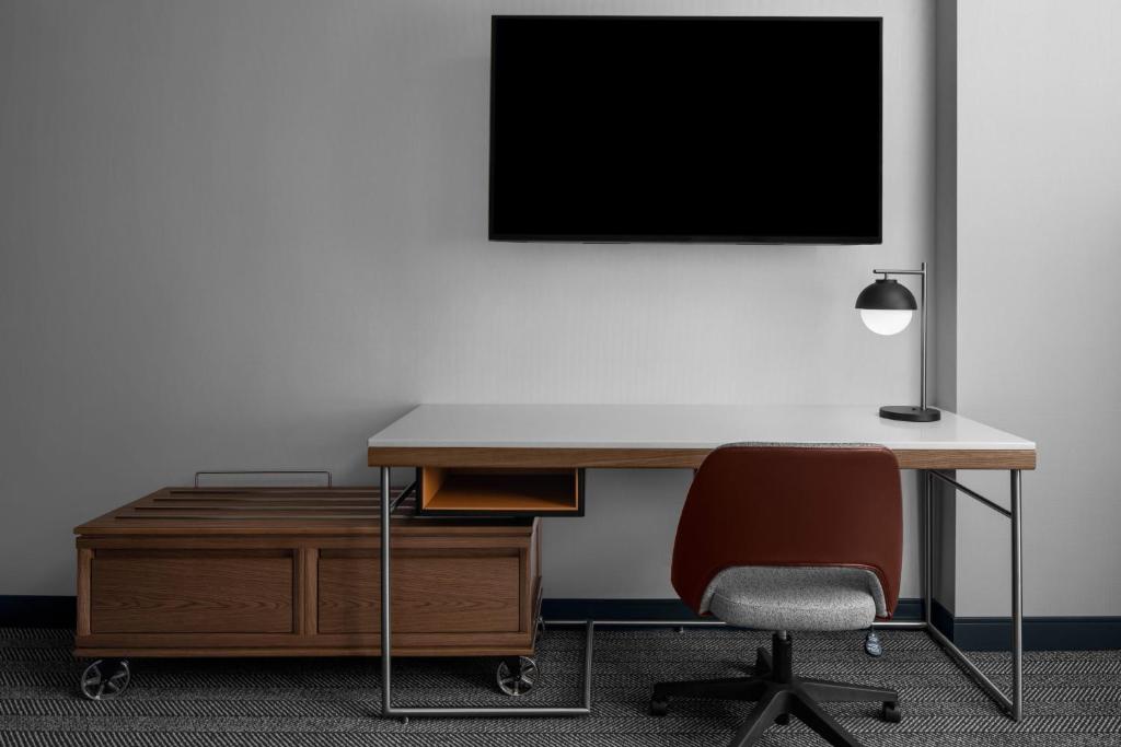 Courtyard by Marriott Calgary Downtown - Resim 14