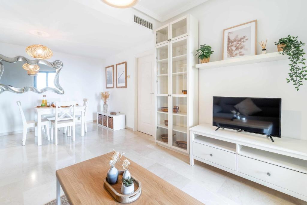 Fotografia z galérie ubytovania CONCHA Bonito apartamento con piscina y terraza v destinácii Málaga