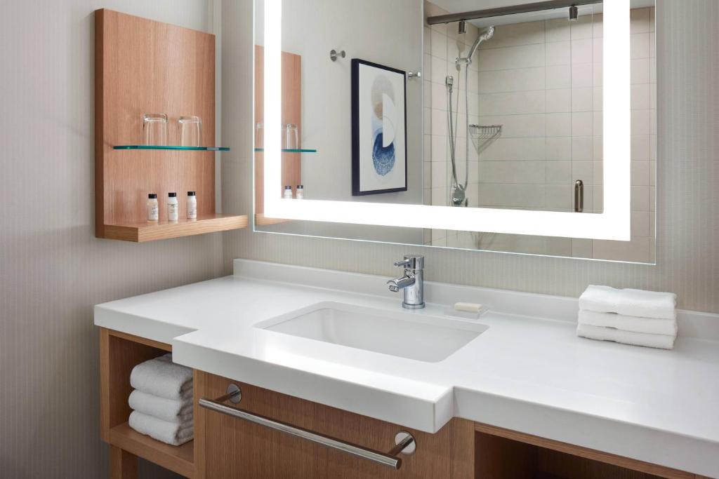 Delta Hotels by Marriott Saskatoon Downtown - Resim 33