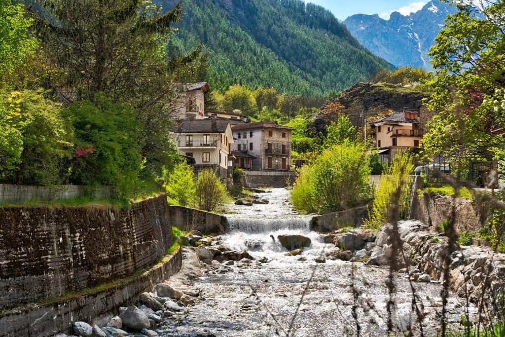 Alta Valle Maira C, Acceglio (prezzi aggiornati per il 2025)