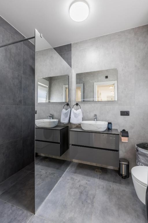 Koupelna v ubytování Luxury Apartments Katarina