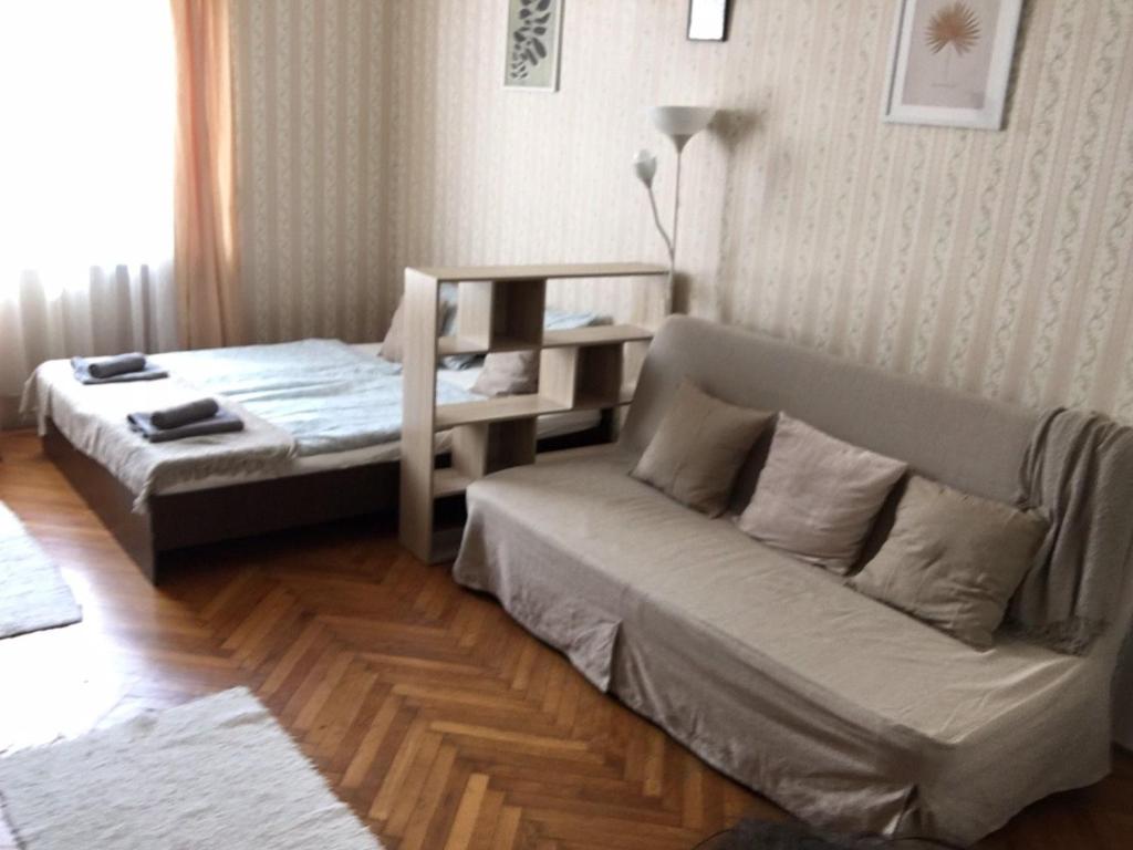 Cozy flat at Stadionok M station 1148 Budapest, Kerepesi út kép - 1