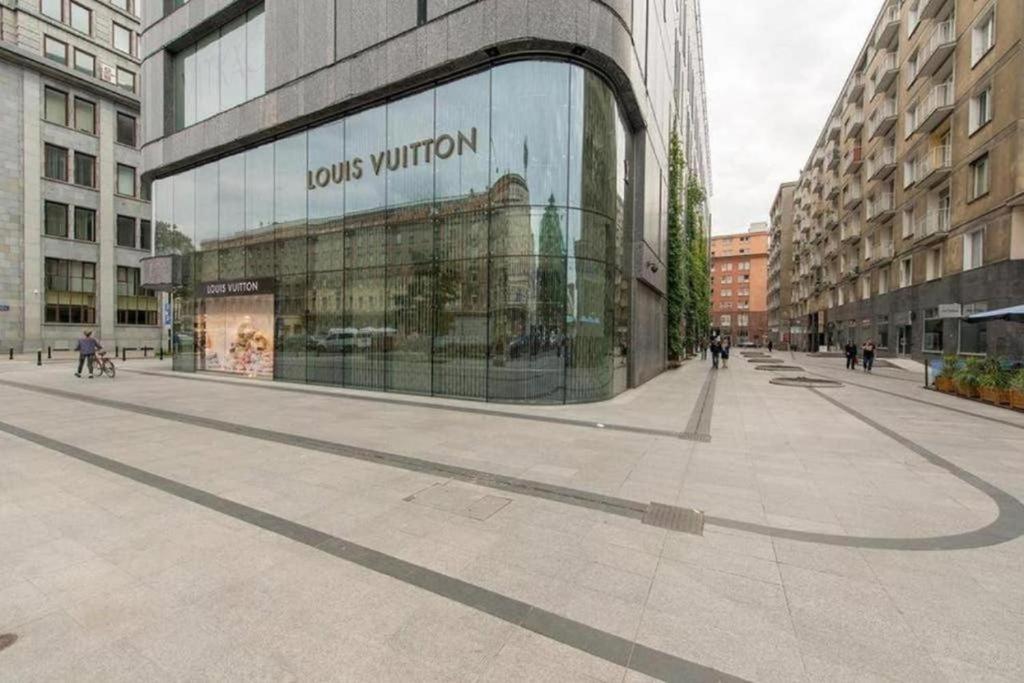 Louis Vuitton, Warsaw
