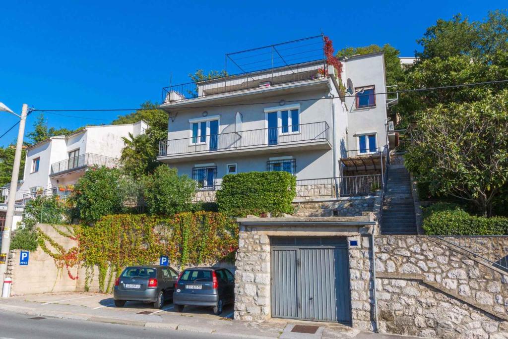 Budova, kde se apartmán nachází