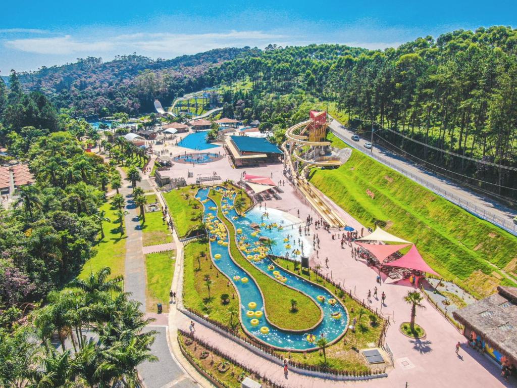 Bazén v ubytování FamilyCamp perto do Magic City nebo v jeho okolí
