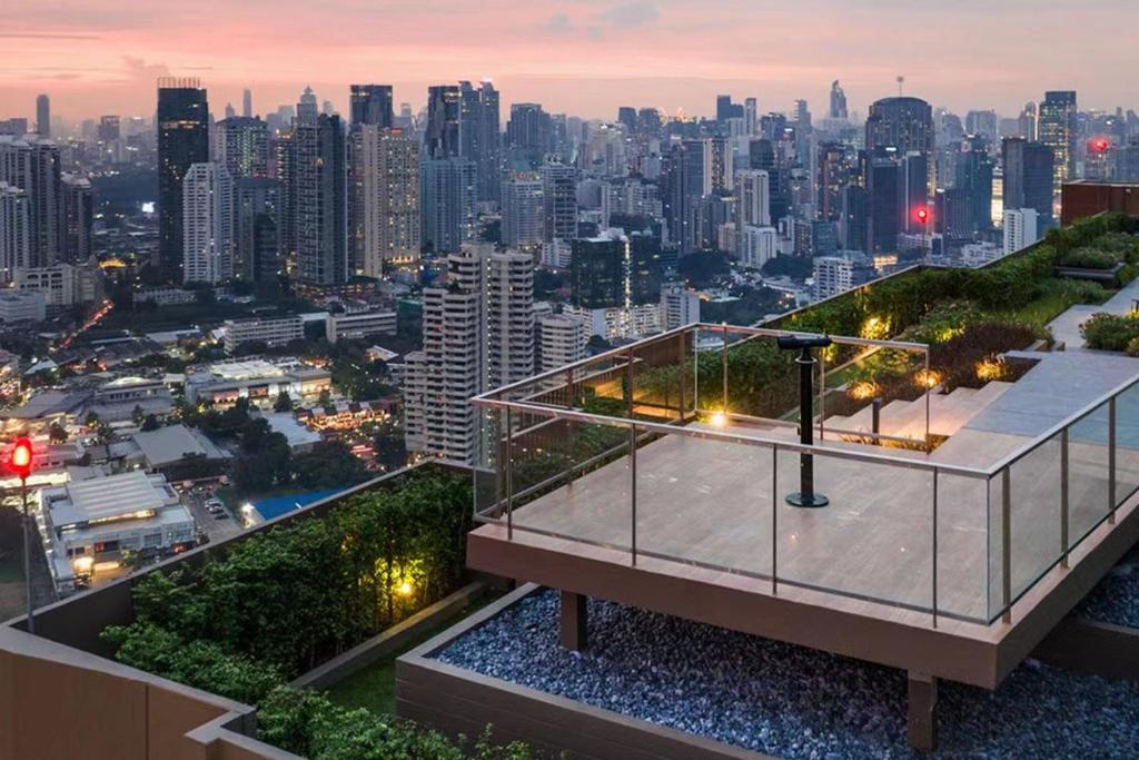 Gallery image of Sukhumvit 36,Japanese style condominium,central area,high-rise view,BTS Thonglo in Bangkok
